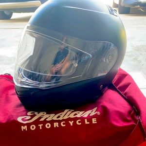 Indian Motorcycle helmet matte black Xl used a few times